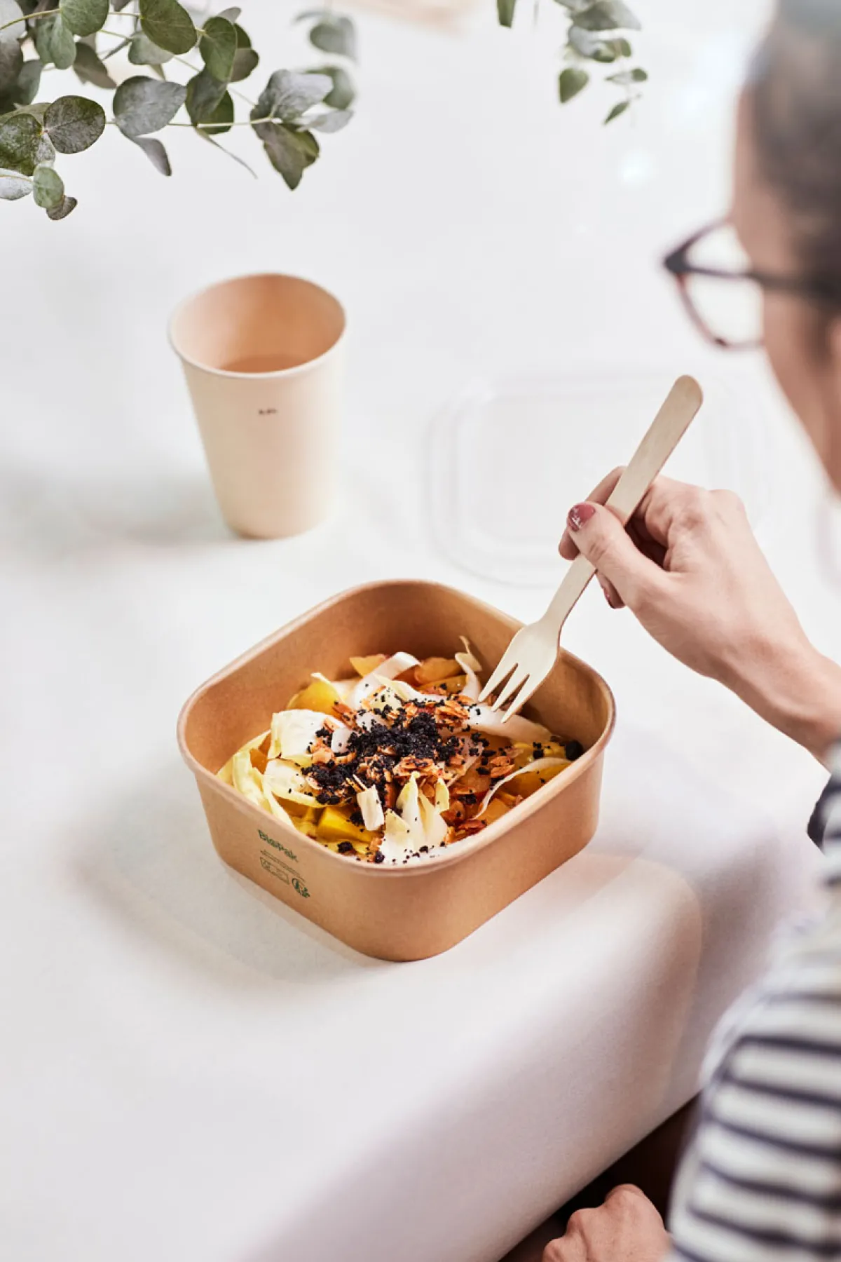 Pappbecher Und -Gläser>DUNI Breeze Becher 47 cl Nature