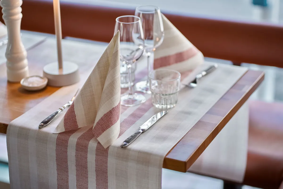 Servietten Im Dinnerformat>DUNI Classic-Serviette 40 x 40 cm Rigato Bordeaux