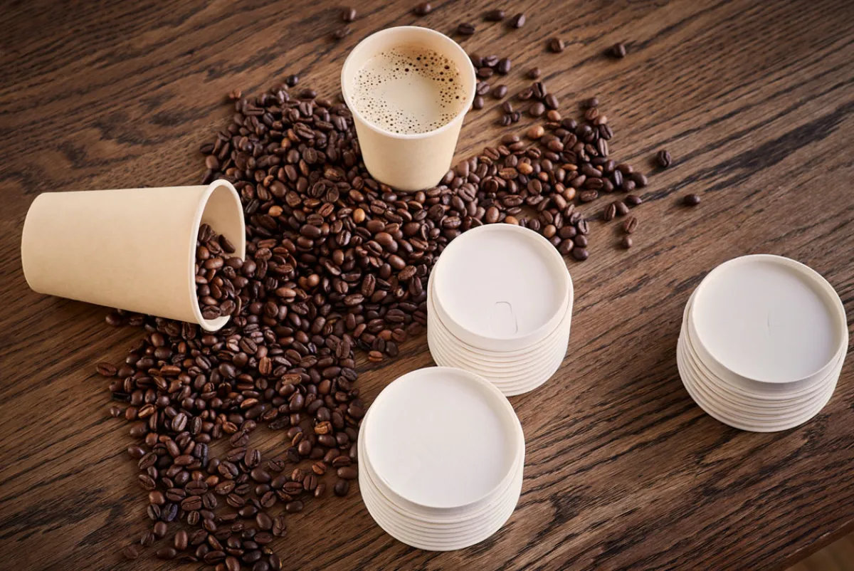 Pappbecher Und -Gläser>DUNI Flacher Deckel mit Öffnung 35/47/59 cl Weiß