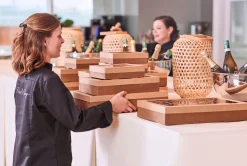 Frischetabletts>DUNI Glance Catering Tray Medium 359 x 252 x 80 mm Braun ungeteilt