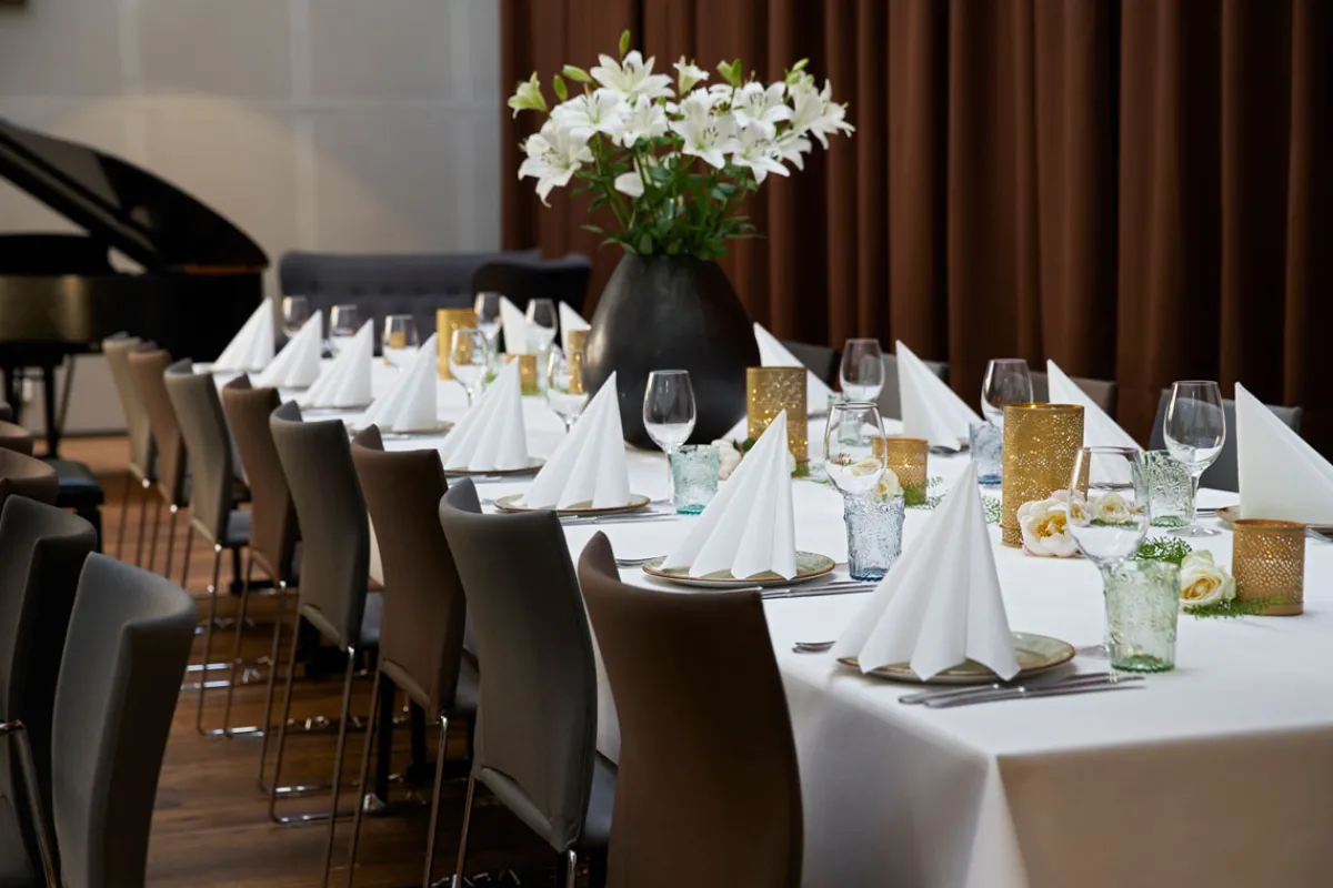 Kerzenhalter>DUNI Kerzenhalter Bliss 100 x Ø 80 mm Gold