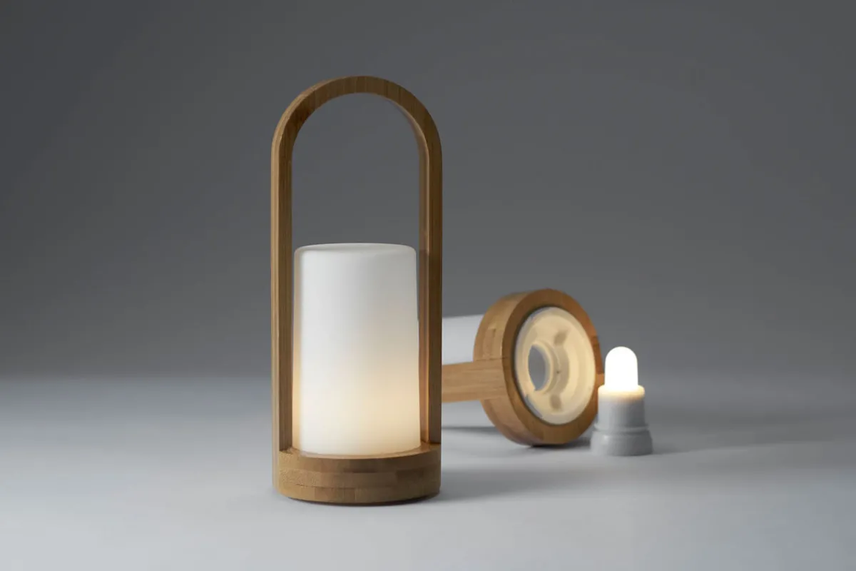 Led Lampen>DUNI LED -Kerzenhalter Easy Bambus 240 x Ø 100 mm Weiß