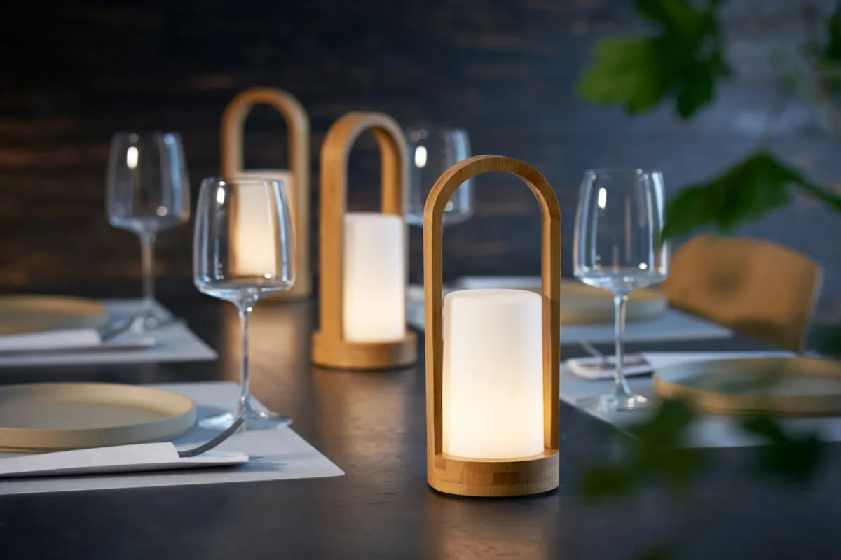 Led Lampen>DUNI LED -Kerzenhalter Easy Bambus 240 x Ø 100 mm Weiß