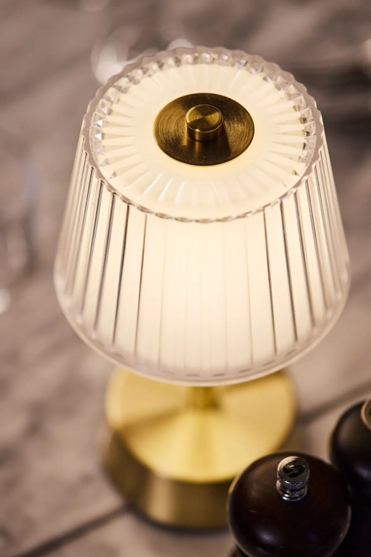 Led Lampen>DUNI LED Lamp Cordless Jay 22 x Ø 12 cm 18 Std. Gold