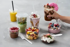 Plastikgläser Und -Becher><noscript><img width=