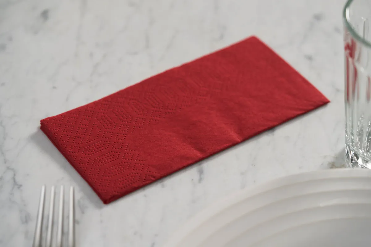 Vorgefaltete Servietten>DUNI Tissue-Serviette 33 x 33 cm Bordeaux 3-lagig